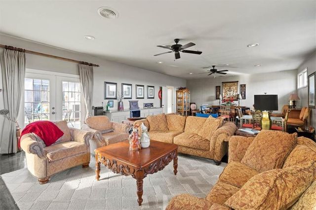 12511 State Line Road, Kansas City, MO 64145