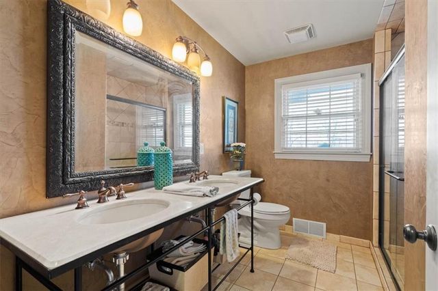 12511 State Line Road, Kansas City, MO 64145