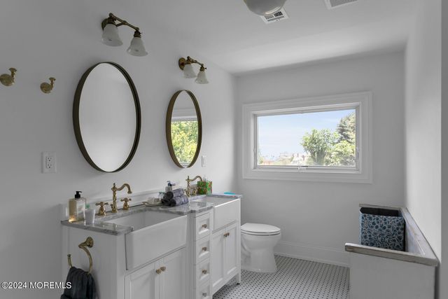 109 Washington Avenue, Spring Lake, NJ 07762