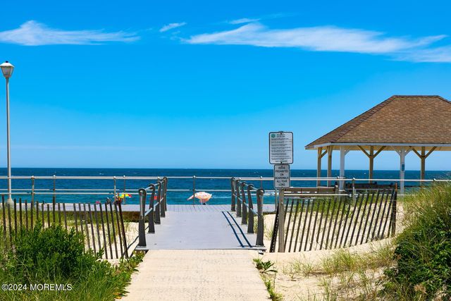 109 Washington Avenue, Spring Lake, NJ 07762