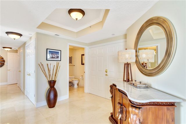 8870 N Sea Oaks Way 312, Vero Beach, FL 32963