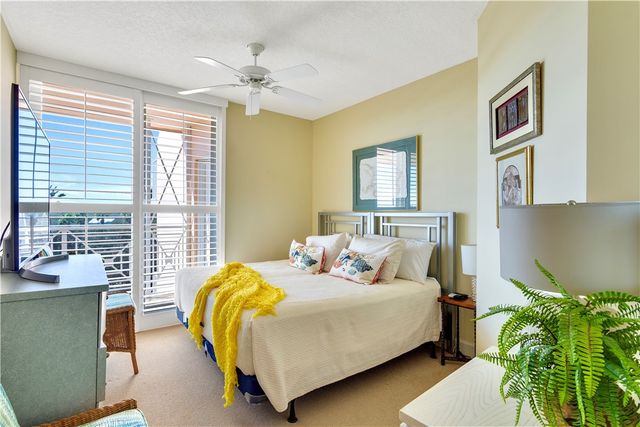 8870 N Sea Oaks Way 312, Vero Beach, FL 32963