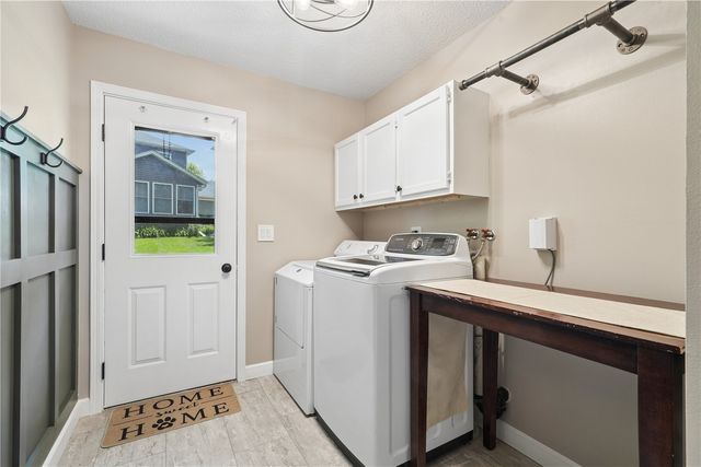 7323 Revere Drive NE, Cedar Rapids, IA 52402