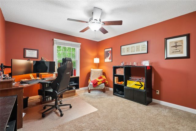 7323 Revere Drive NE, Cedar Rapids, IA 52402