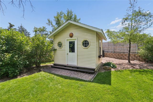 7323 Revere Drive NE, Cedar Rapids, IA 52402