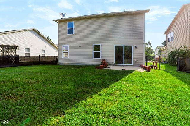 154 Thistlewood Drive, Greenfield, IN 46140