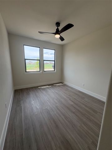 216 Reliance Road, Godley, TX 76044