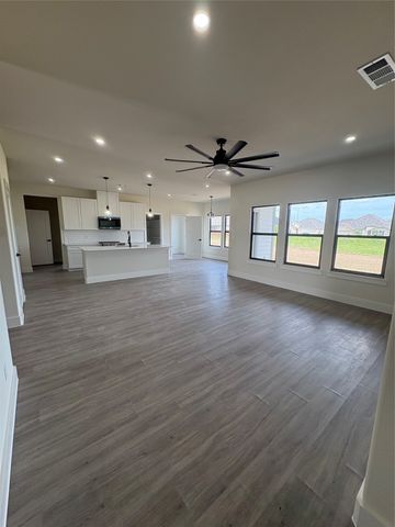 216 Reliance Road, Godley, TX 76044