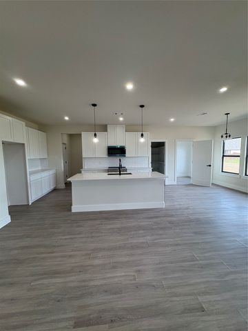 216 Reliance Road, Godley, TX 76044