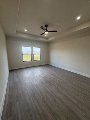 216 Reliance Road, Godley, TX 76044
