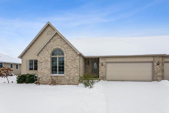 125 FIELDCREST DRIVE, Brillion, WI 54110