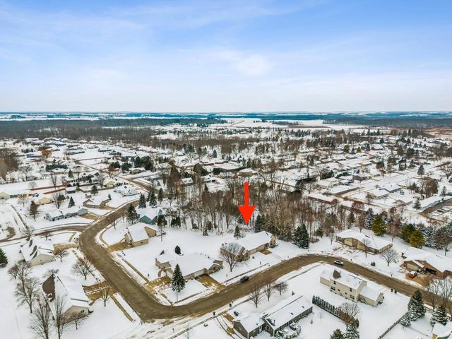 125 FIELDCREST DRIVE, Brillion, WI 54110