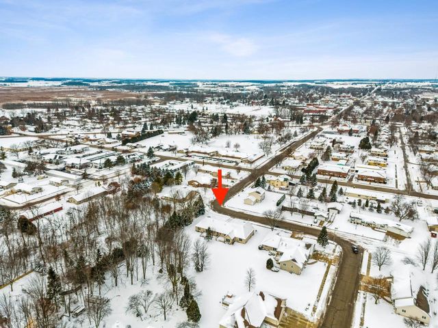 125 FIELDCREST DRIVE, Brillion, WI 54110