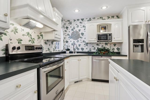 125 FIELDCREST DRIVE, Brillion, WI 54110