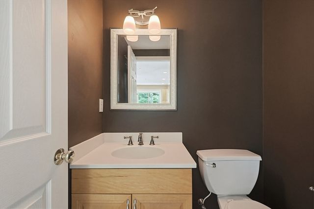 1003 Old Bridge Ln 1003, Bellingham, MA 02019