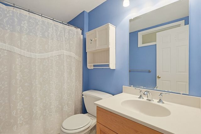 1003 Old Bridge Ln 1003, Bellingham, MA 02019