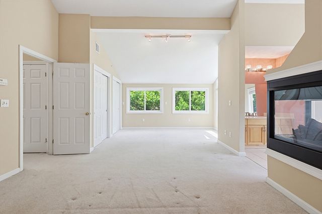1003 Old Bridge Ln 1003, Bellingham, MA 02019
