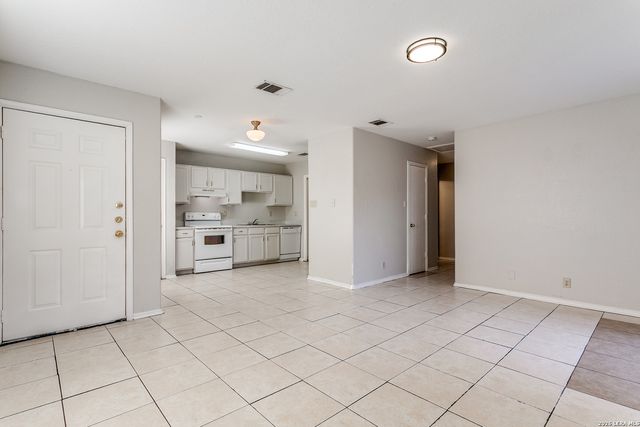 4711 Gavlick Farm, San Antonio, TX 78244