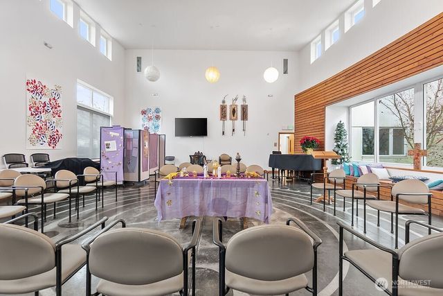 1322 S Bayview, Seattle, WA 98144