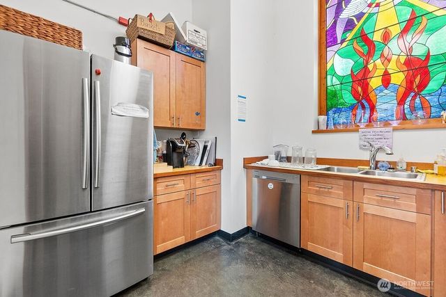 1322 S Bayview, Seattle, WA 98144