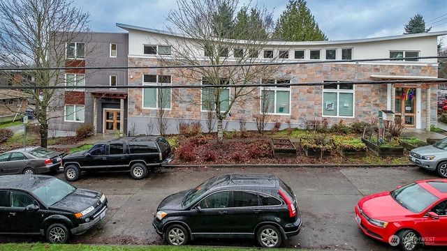 1322 S Bayview, Seattle, WA 98144