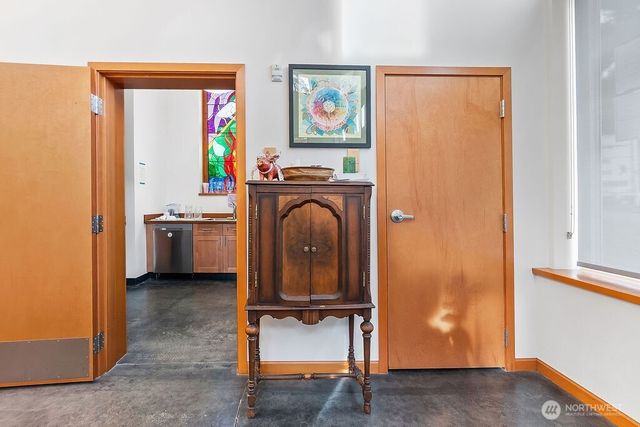 1322 S Bayview, Seattle, WA 98144