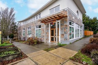 1322 S Bayview, Seattle, WA 98144