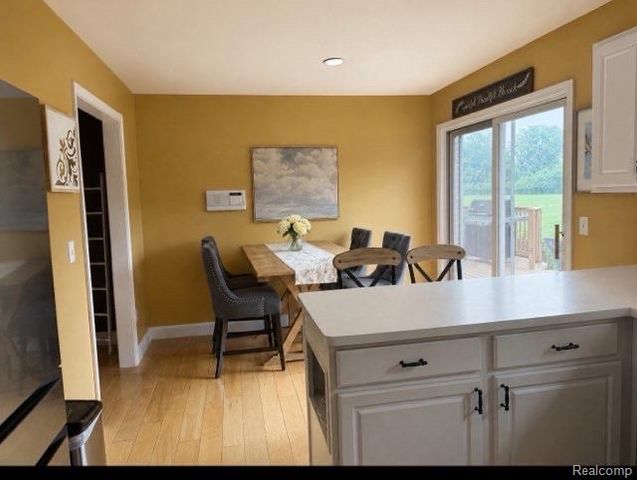 28351 Aspen Boulevard, Flat Rock, MI 48134