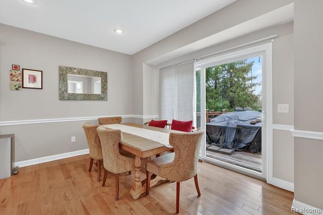 48877 Wildwood Court, Plymouth, MI 48170