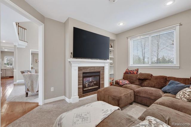 48877 Wildwood Court, Plymouth, MI 48170