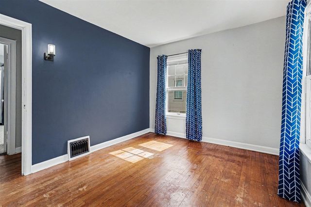 166 Ridgewood Street, Kalamazoo, MI 49001
