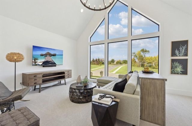 9602 Crestwood Terrace, Eden Prairie, MN 55347