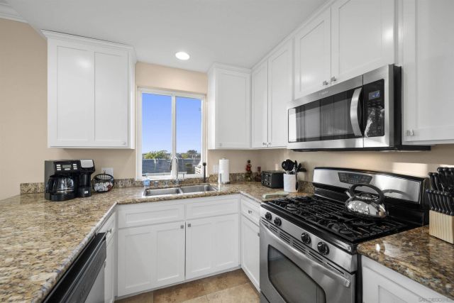 5123 Brighton Ave B, San Diego, CA 92107