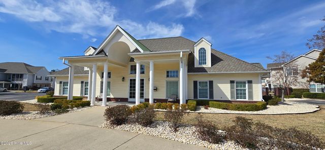 1924 Tara Court 101, Greenville, NC 27858