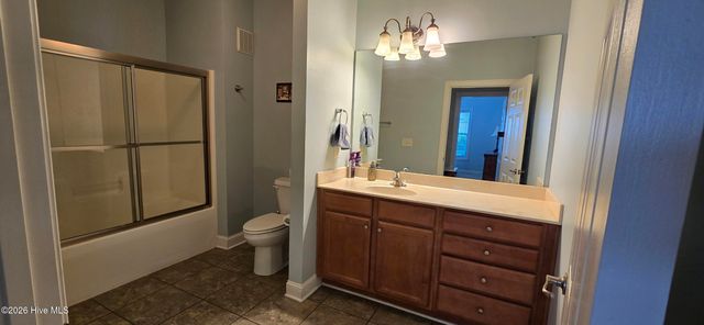 1924 Tara Court 101, Greenville, NC 27858