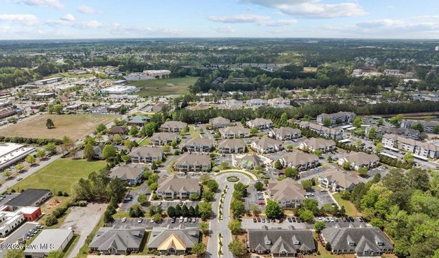 1924 Tara Court 101, Greenville, NC 27858