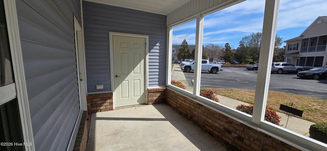 1924 Tara Court 101, Greenville, NC 27858