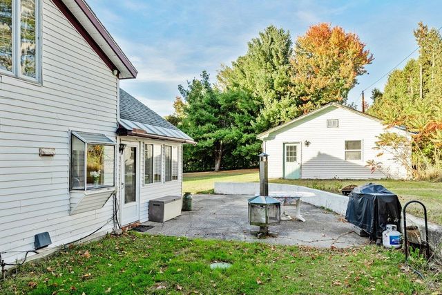 489 West Shore Road, Isle La Motte, VT 05463