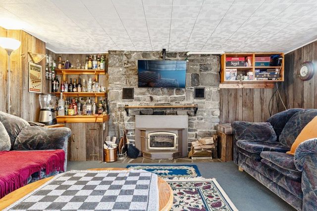 489 West Shore Road, Isle La Motte, VT 05463
