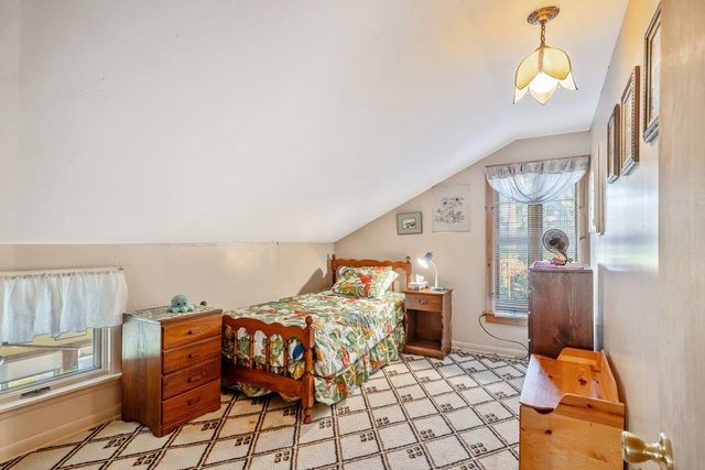 489 West Shore Road, Isle La Motte, VT 05463