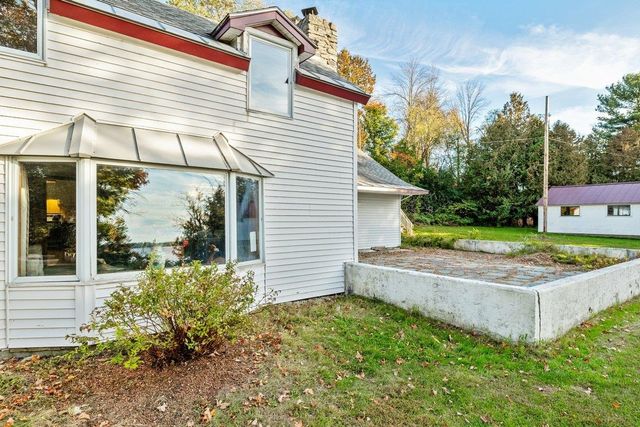 489 West Shore Road, Isle La Motte, VT 05463
