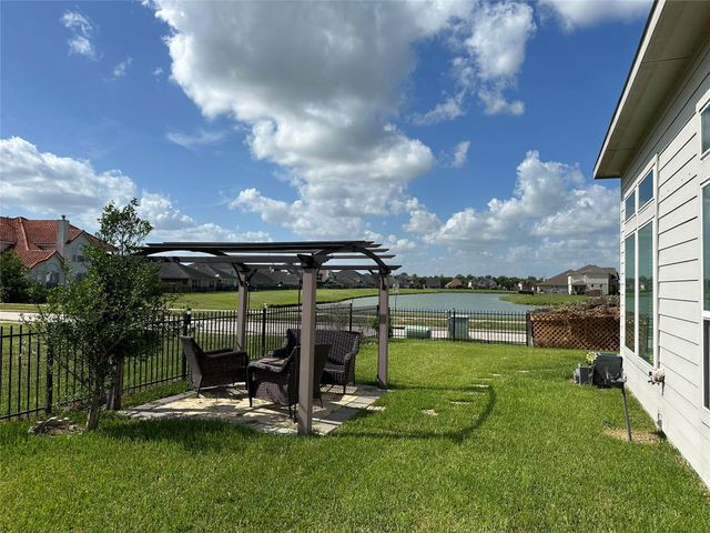27 Montecito Lane, Manvel, TX 77578