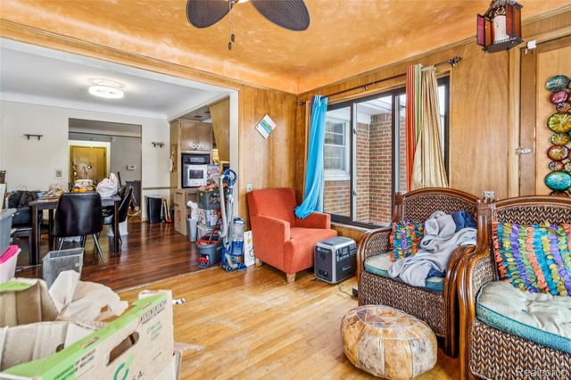 19030 Holbrook Avenue, Eastpointe, MI 48021