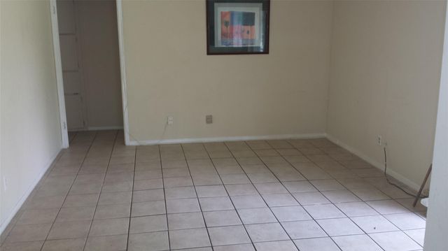 11830 Mosscrest Drive, Houston, TX 77048