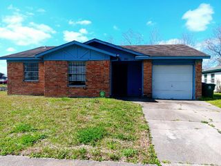 11830 Mosscrest Drive, Houston, TX 77048