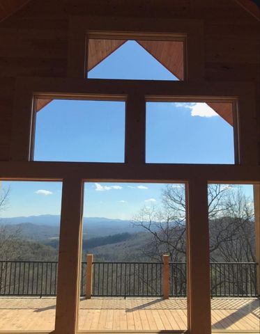 105 Noble Mountain Landing, Murphy, NC 28906