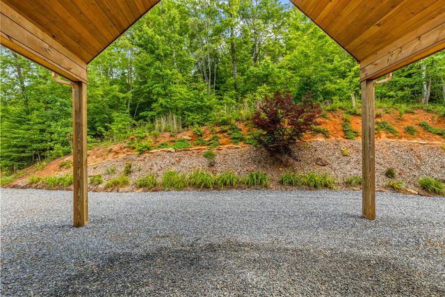 105 Noble Mountain Landing, Murphy, NC 28906