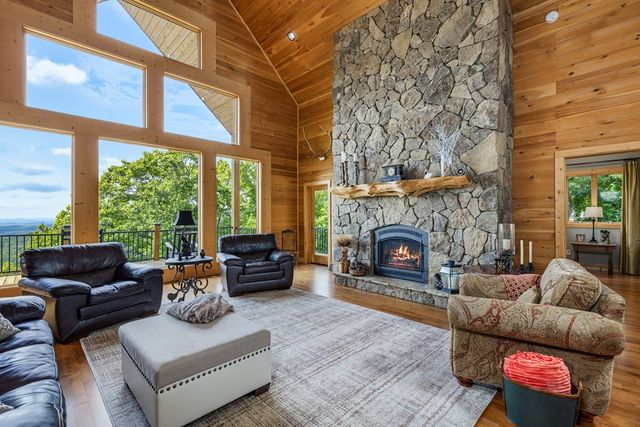105 Noble Mountain Landing, Murphy, NC 28906