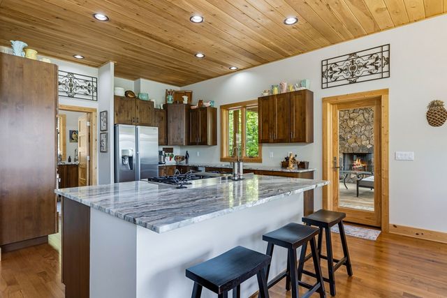 105 Noble Mountain Landing, Murphy, NC 28906