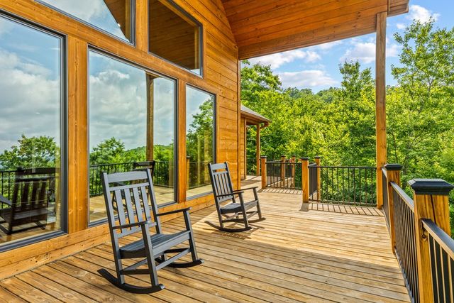 105 Noble Mountain Landing, Murphy, NC 28906